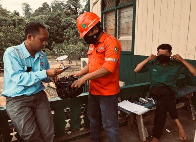 Pembagaian Masker kepada Karyawan dan Mitra kerja